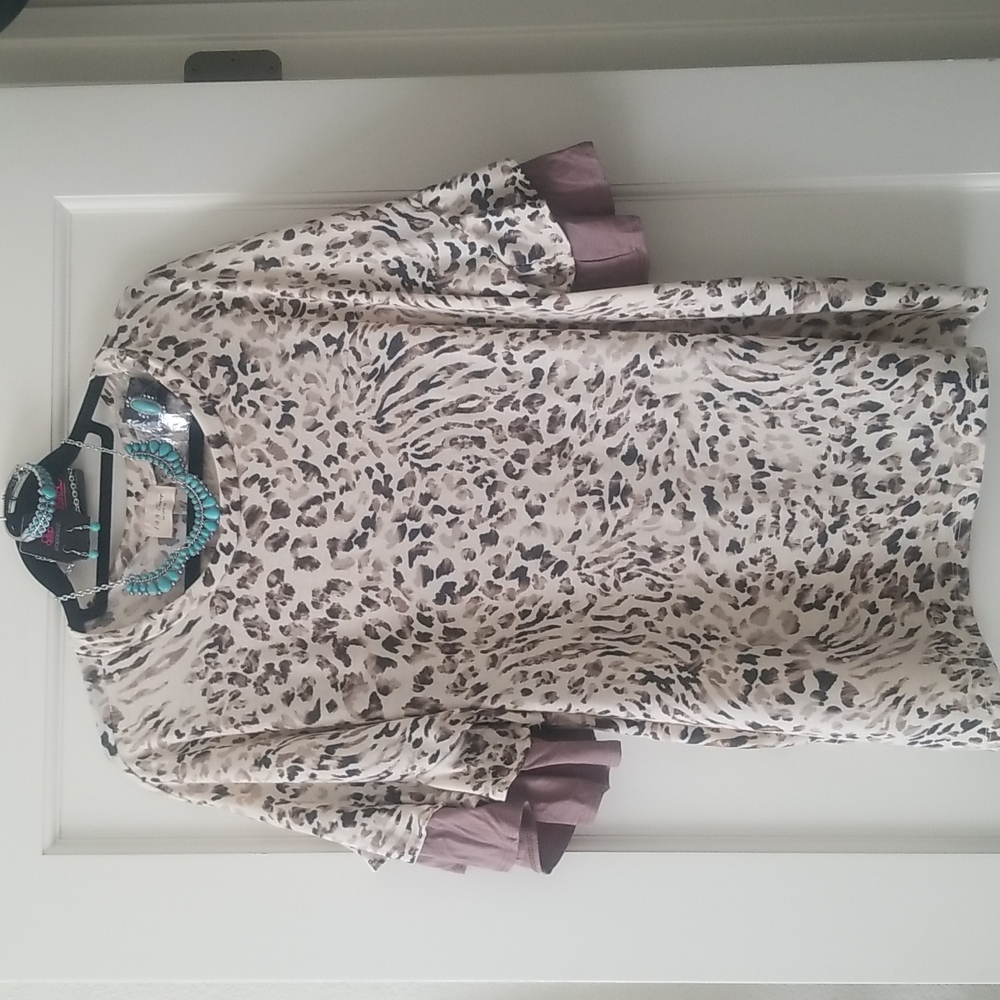 143 story 2xl blouse